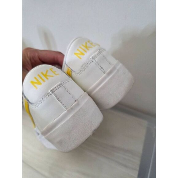 Nike Women's Nike Blazer Low Platform Size 7.5 - Picture 5 of 11